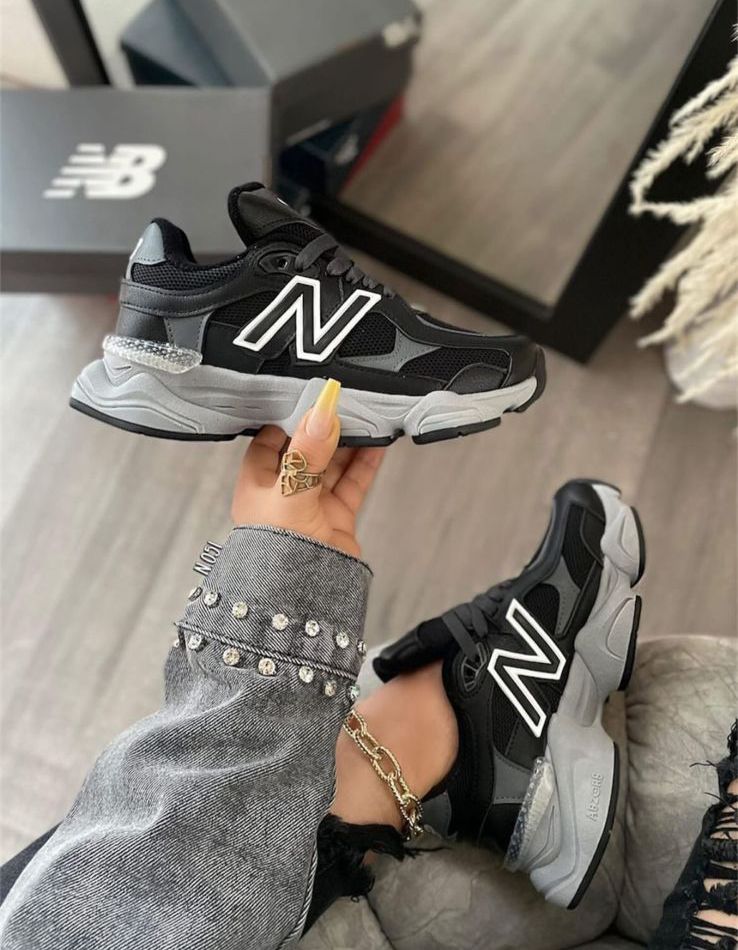 New Balance 9060 Mt Negro